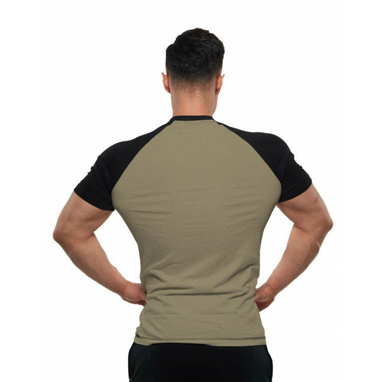 Herre t-shirt i sort/grøn med logo