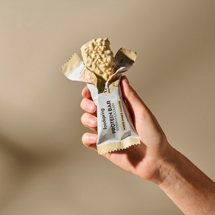 Foodspring Protein bar Extra Chocolate 12 x 45 g - White Chocolate Almond